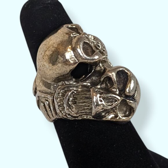 Chunky Double Skull Overlap Ring - Picture 2 of 6